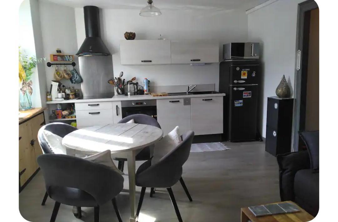 Chambre Chez L'Habitant Tout Confort Aux Balcons De Bigorre Tarbes Exterior foto
